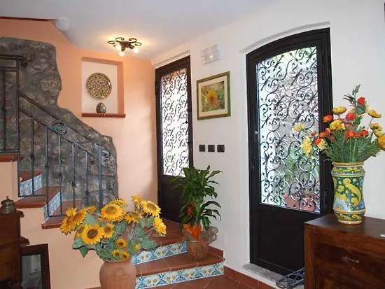 Mamma Maria Bed & Breakfast Taormina 3*,